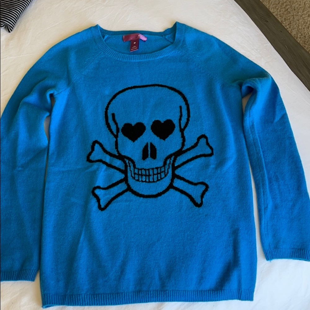 Cashmere sweater